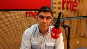 Champú Cabesan, Entrevista RNE